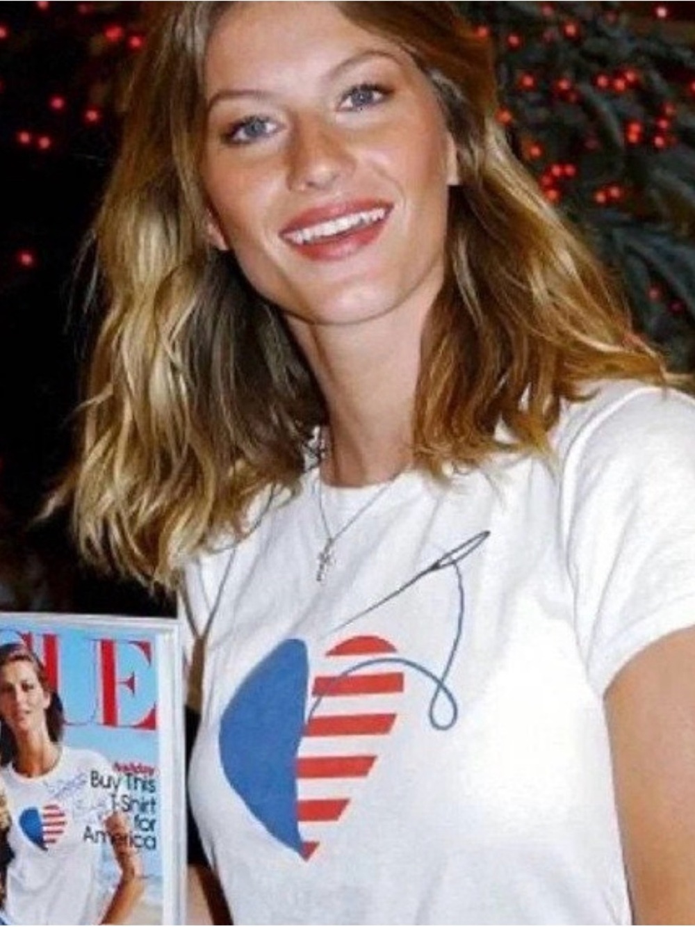 Vintage 2001 CFDA/VOGUE women’s Fashion for America tee size 2XL. Collectible